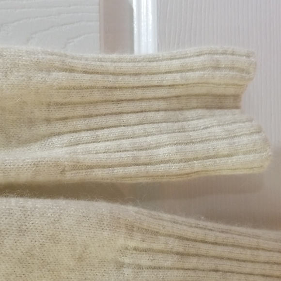 ARURE SKIES  ARITZIA  CASHMERE ANGARA BLEND OPEN FRONT CARDIGAN SWEATER - Picture 3 of 5